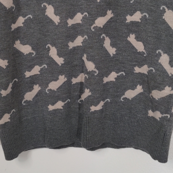 Long Grey Kitten Print Back Bow Knit Sweater - Picture 3 of 8